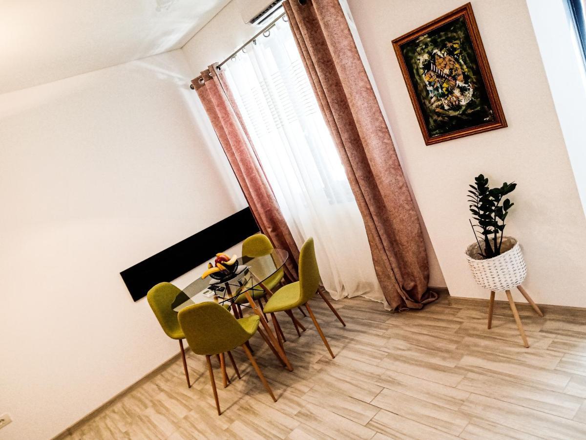 Ric Apartament Năvodari Kültér fotó